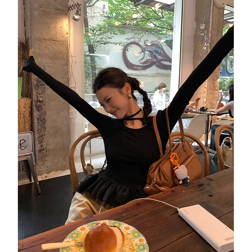 5399黑色雪纺拼接长袖挂脖T恤2025早春别致不规则紧身显瘦上衣