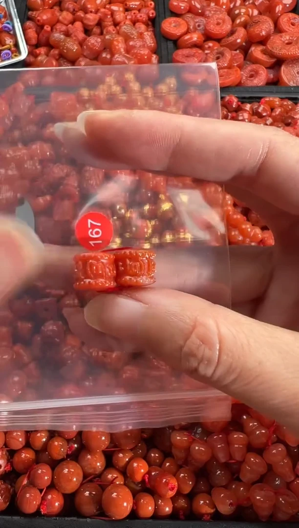 【闪购商品】南红玛瑙颈饰未镶嵌1