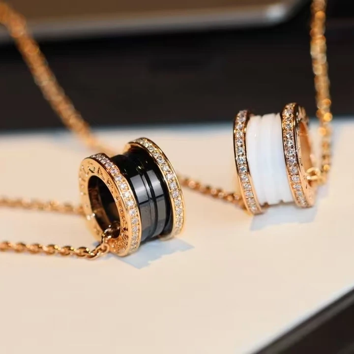 项链 【全新】高级玫瑰金色项链陶瓷小蛮22