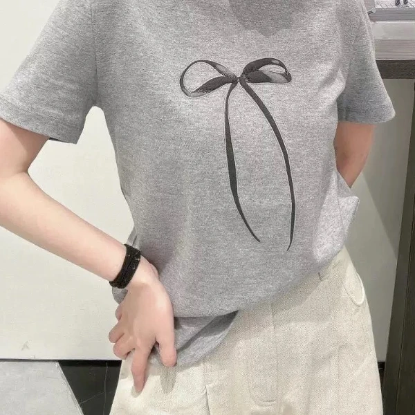 H201 2025春季新款时尚简约百搭蝴蝶结印花圆领纯棉短袖T恤女