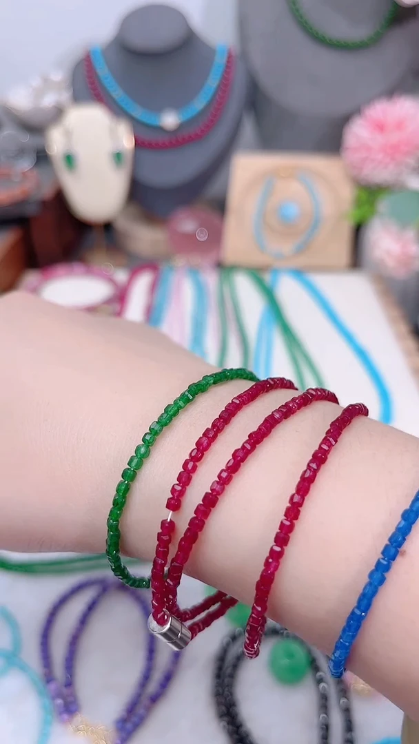 银S925镶嵌手链红宝石吸扣三圈99