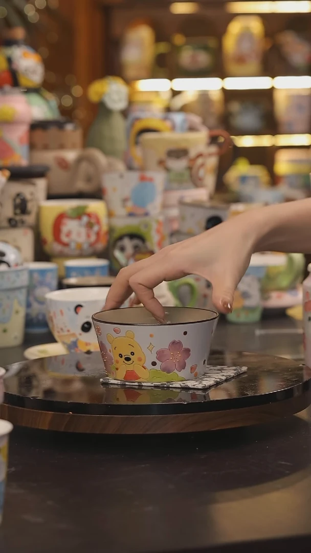 景德镇釉下彩绘设计师款式陶瓷