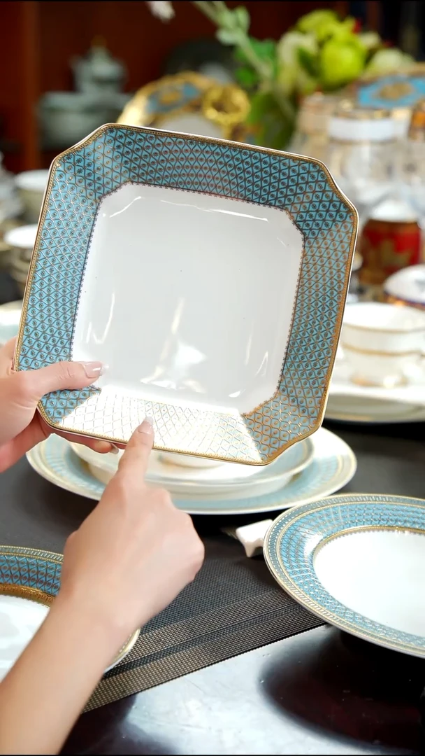 瓷片8.2英寸方形菜盘1个