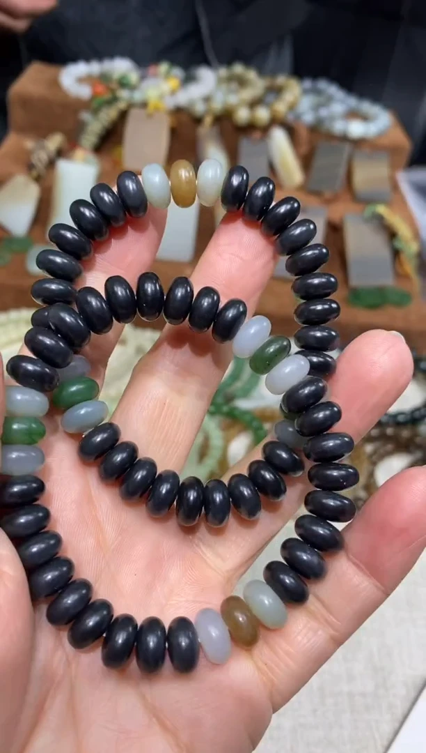 【闪购商品】和田玉手链未镶嵌颜色多样性发货拍一发一