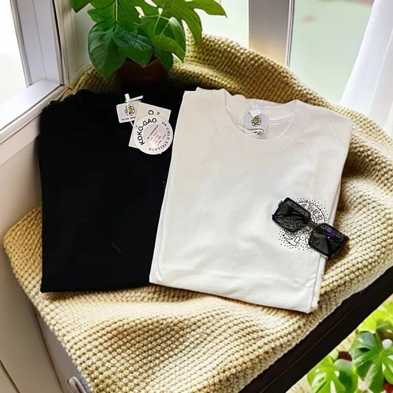 太阳花新款大码圆领烫钻镜面时尚百搭休闲舒适潮流短袖体恤8031