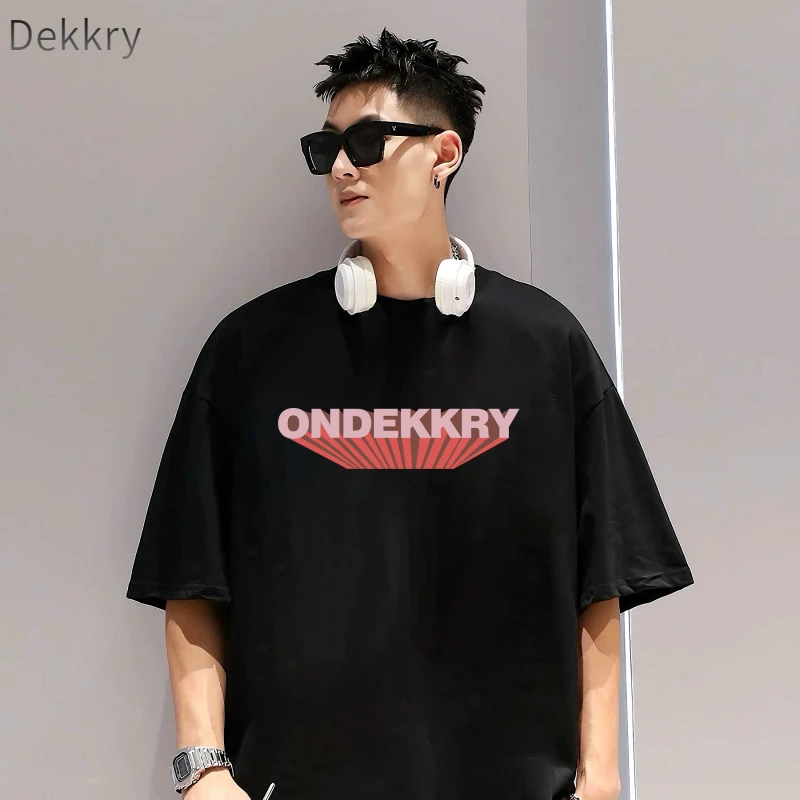 Dekkry夏季美式休闲短袖通用T恤圆领运动春夏街头休闲时尚百搭