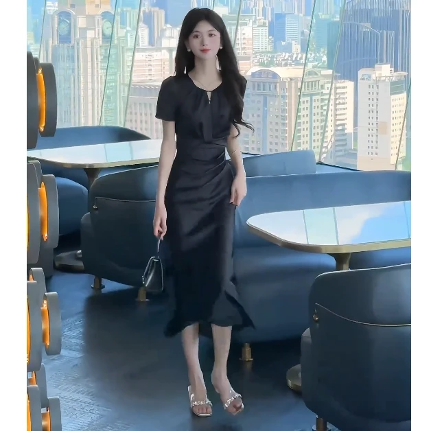 2025时尚春夏新款高级设计感轻奢连衣裙CY30701