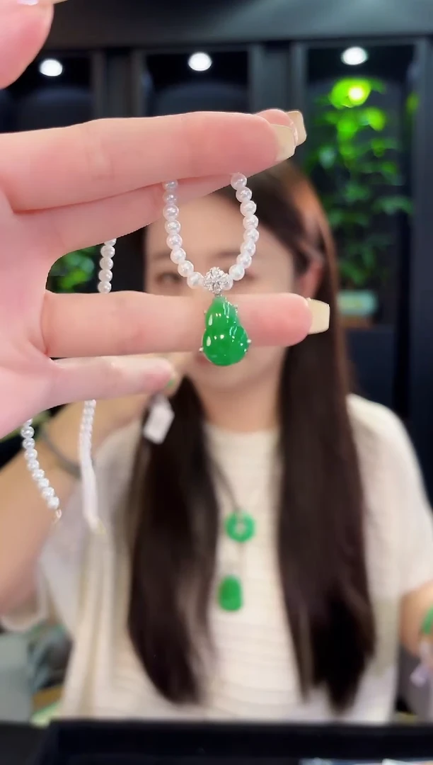 翡翠未镶嵌吊坠(不含链) 新 缅料A货/多样性发货/一件