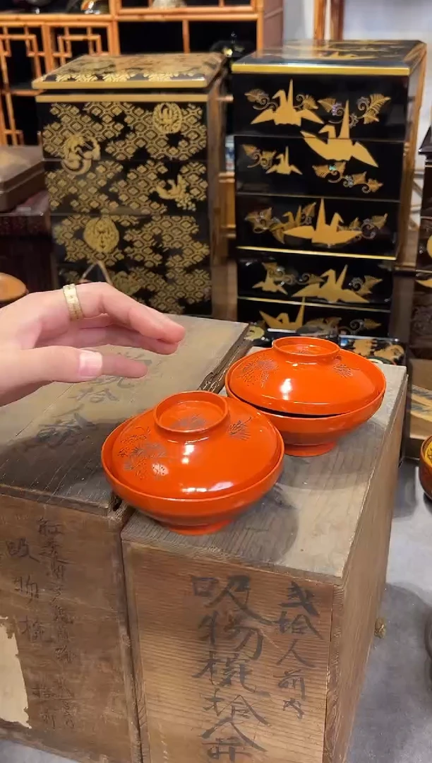 沈金雕刻 盖碗两只