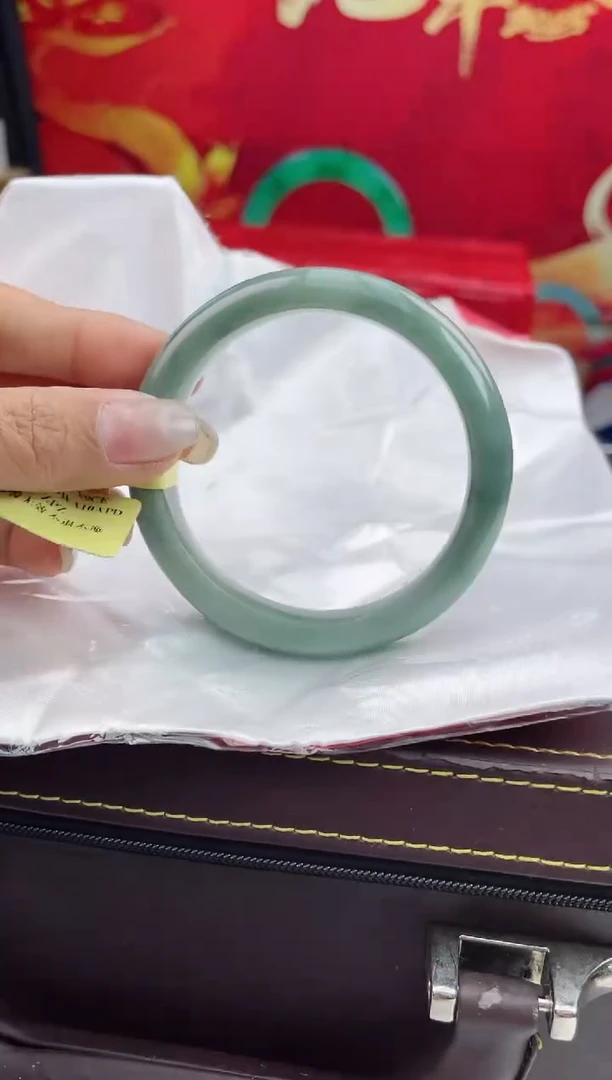 【闪购商品】翡翠手镯未镶嵌翡翠手镯（微瑕）4