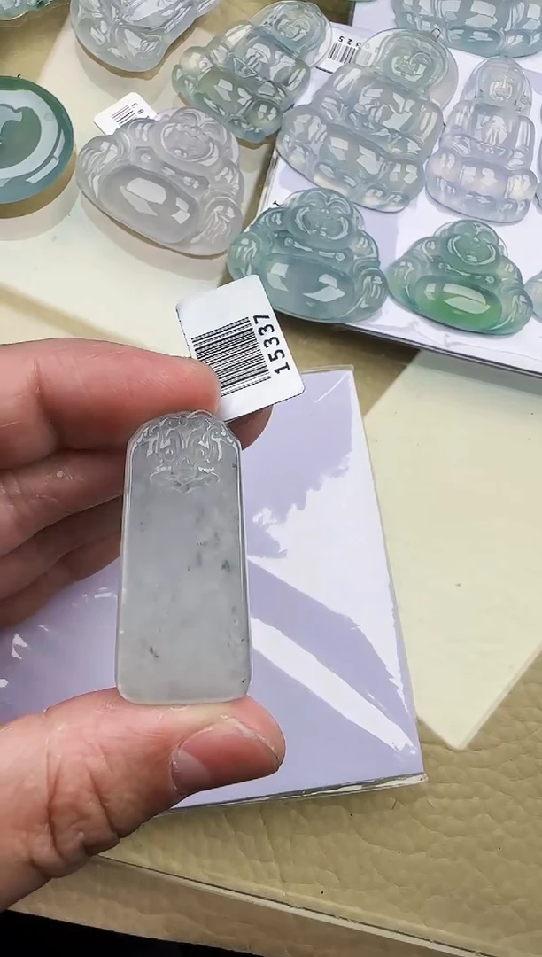 颈饰未镶嵌翡翠缅甸翡翠a货