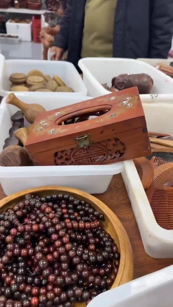 花梨木类顺****部工艺品88888888