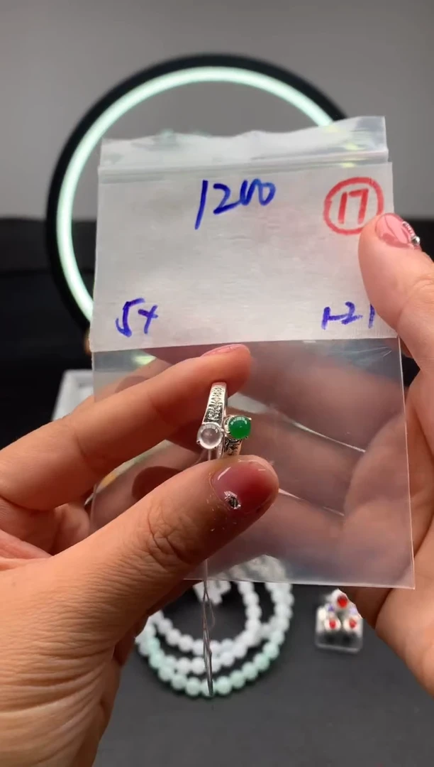 【闪购商品】定制翡翠未镶嵌毛货需精细抛光拍一发一