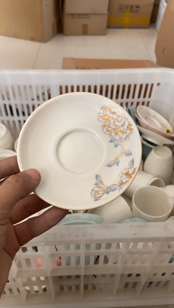 无运费险有瑕疵的摄影的产品有使用过的痕迹有点脏介意勿拍