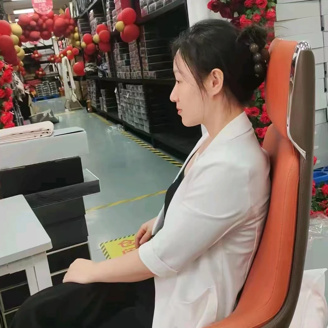 绣花夫人/林逸/御品缎系列/素色风/宽边打孔工艺/天丝棉四件套