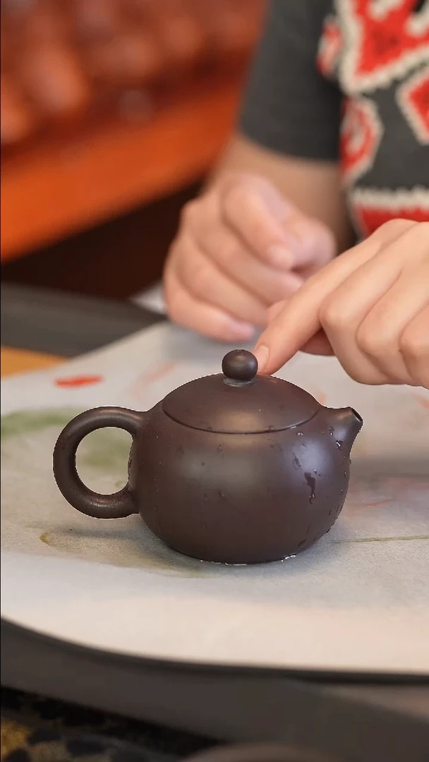 茶壶紫砂西施 半手工 紫茄泥 200cc