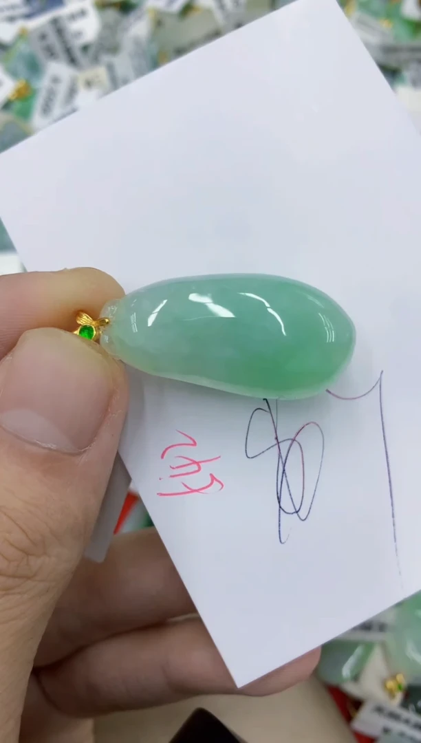 颈饰未镶嵌翡翠1111111111111