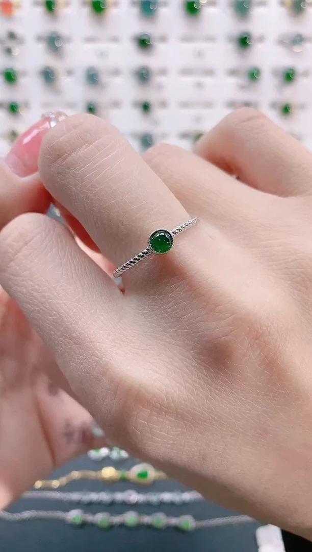 【闪购商品】翡翠戒指银S925镶嵌天然翡翠