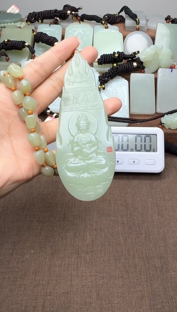 颈饰未镶嵌和田玉1