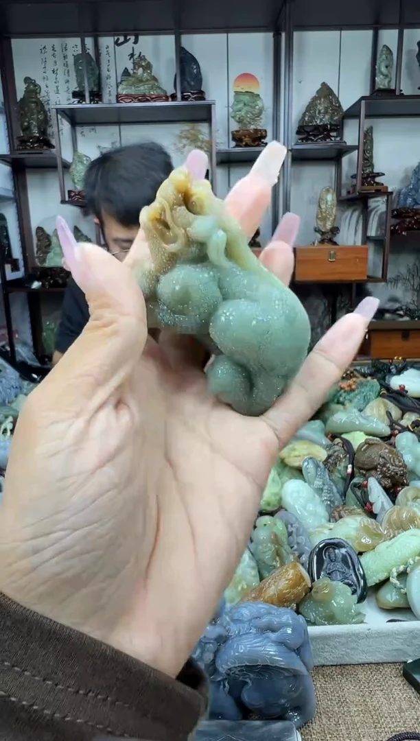 未镶嵌和田玉把件1