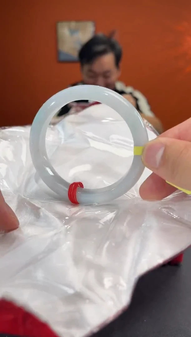 未镶嵌手镯翡翠3