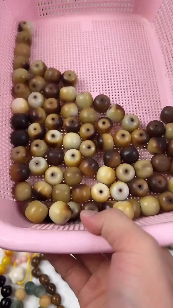 菩提根/象牙果手串21 干磨雀黑散珠 微瑕 13颗一组