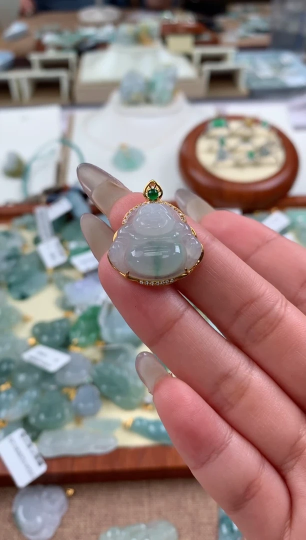 【闪购商品】翡翠颈饰18K金镶嵌天然A货翡翠挂件