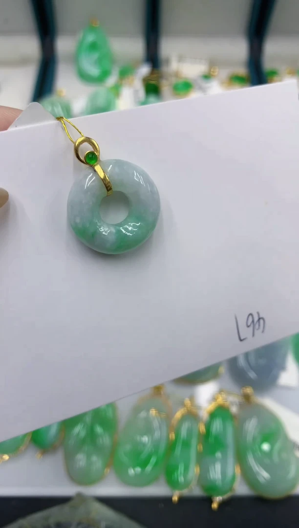 颈饰未镶嵌翡翠111111