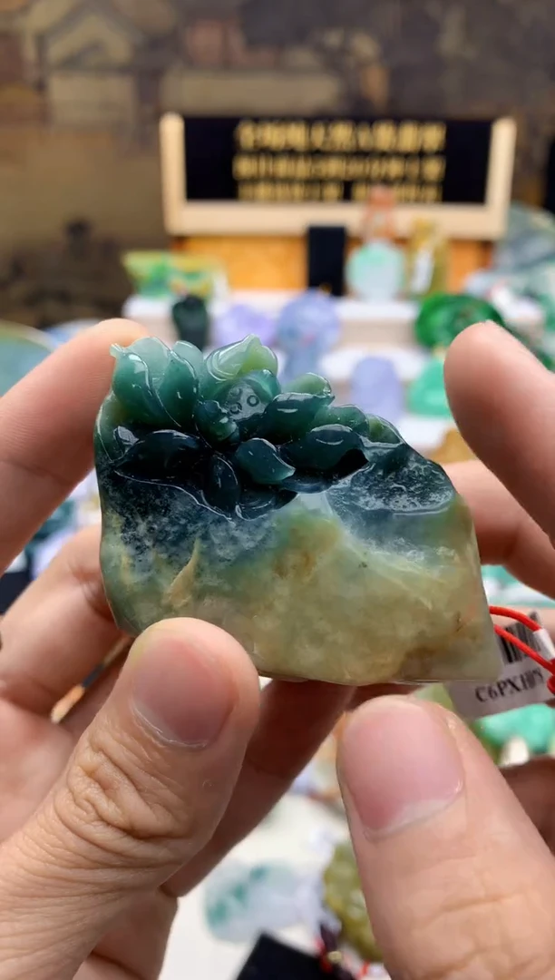 颈饰未镶嵌翡翠天然A货翡翠