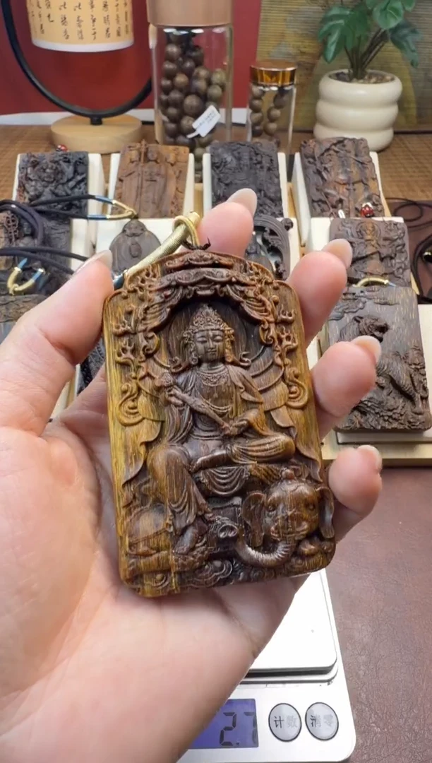 木木雕款芽庄 十二生肖守护 普贤菩萨 8cm 送养香瓶