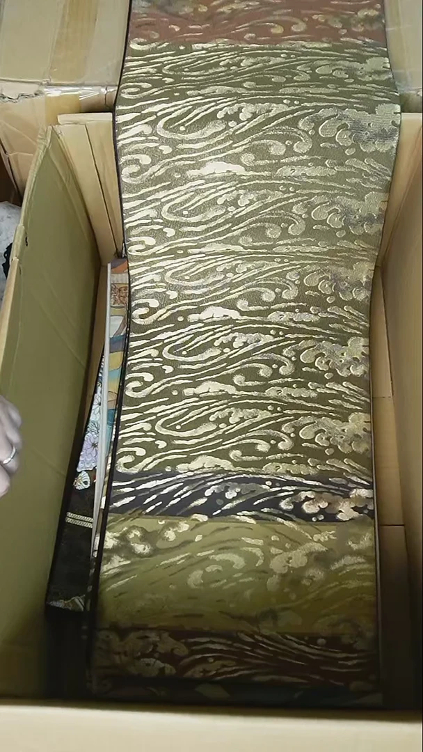 织绣18 六通织金海浪纹