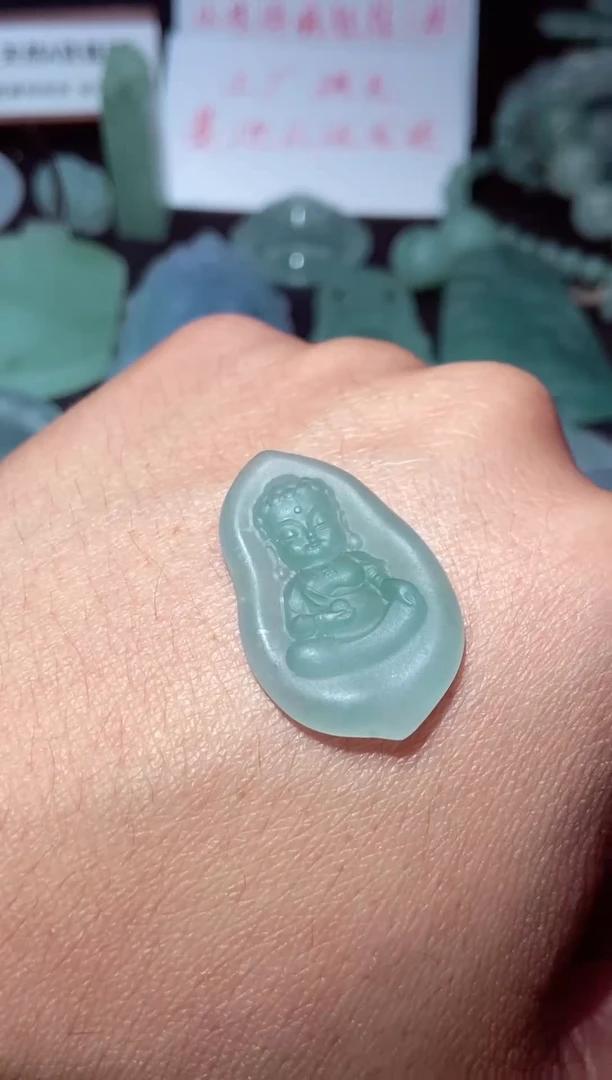 未镶嵌定制翡翠翡翠