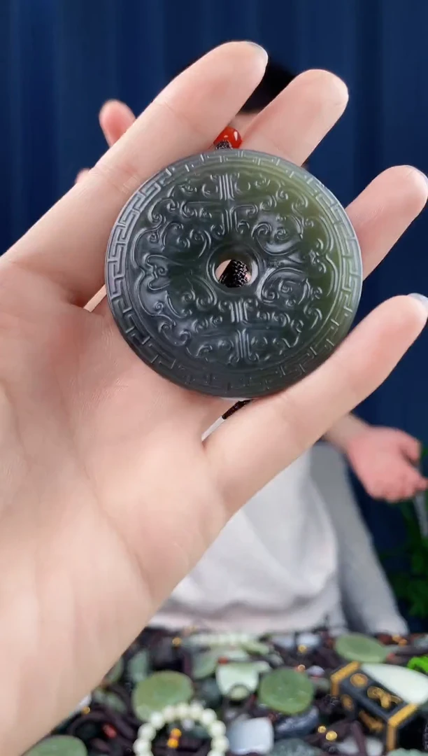未镶嵌和田玉挂件拍一发一，多样性发货