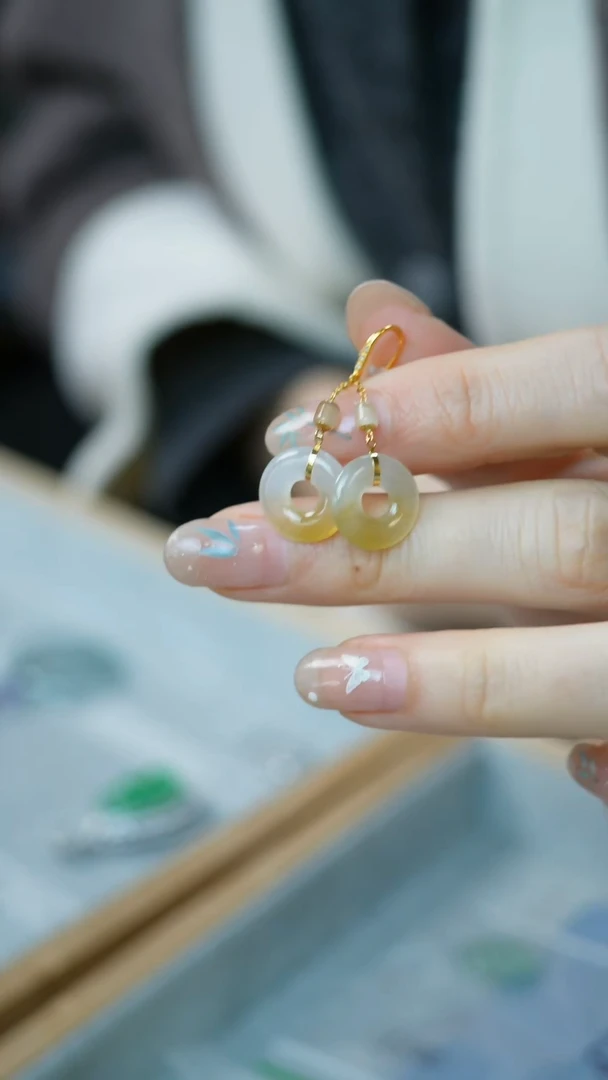 18K金镶嵌翡翠耳饰55-耳坠/姿/1F