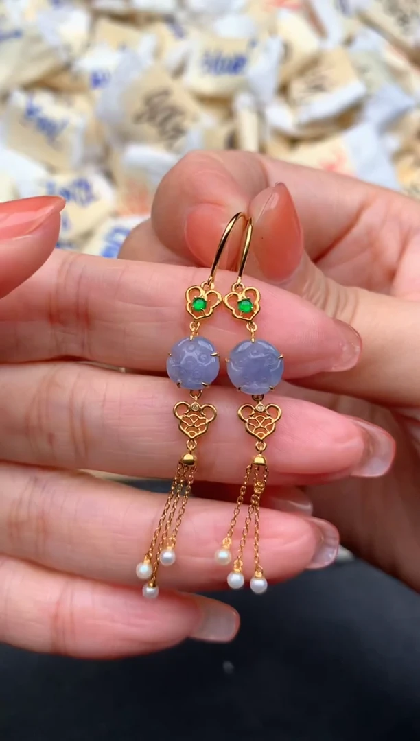 18K金镶嵌挂件翡翠—