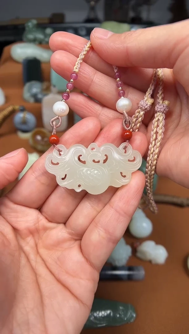 【闪购商品】和田玉颈饰未镶嵌凤牌