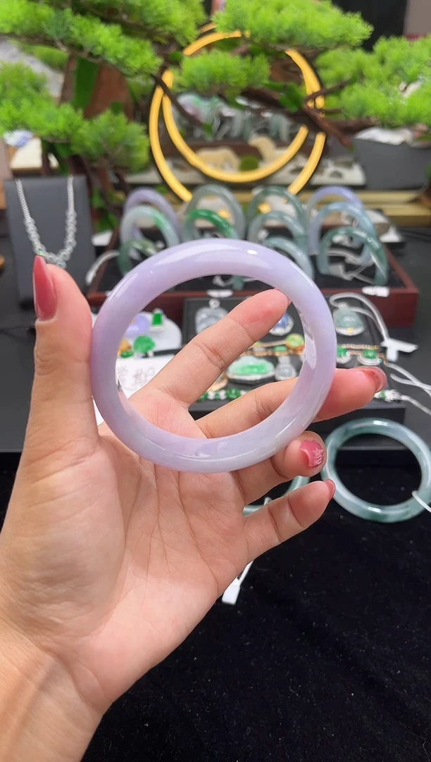未镶嵌手镯翡翠手镯
