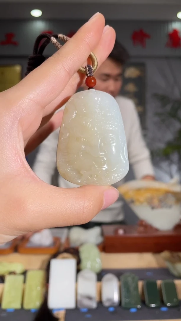 【闪购商品】和田玉颈饰未镶嵌拍一发一 多样性发货