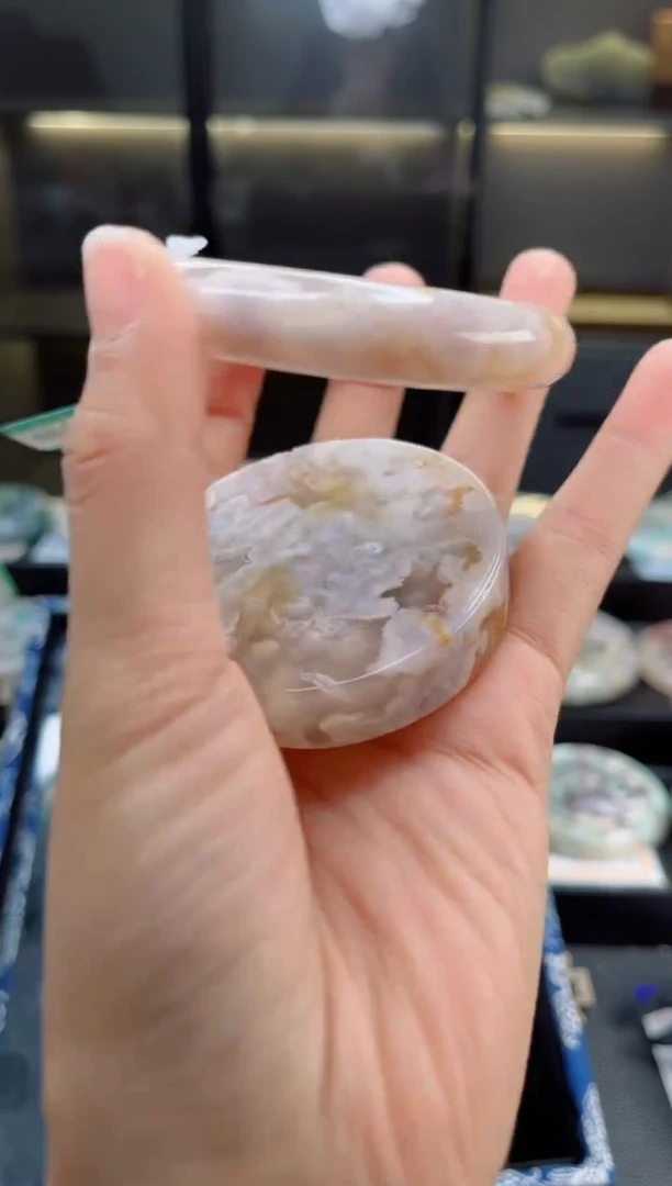 石英质玉手镯未镶嵌60圈口（赠送镯心）1864001