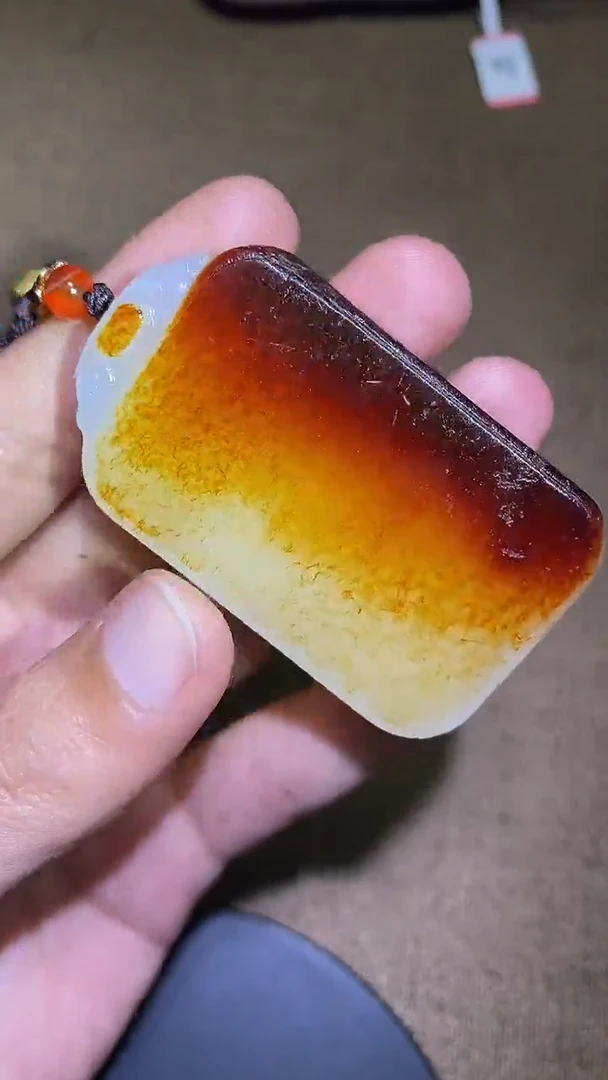 颈饰未镶嵌和田玉A7