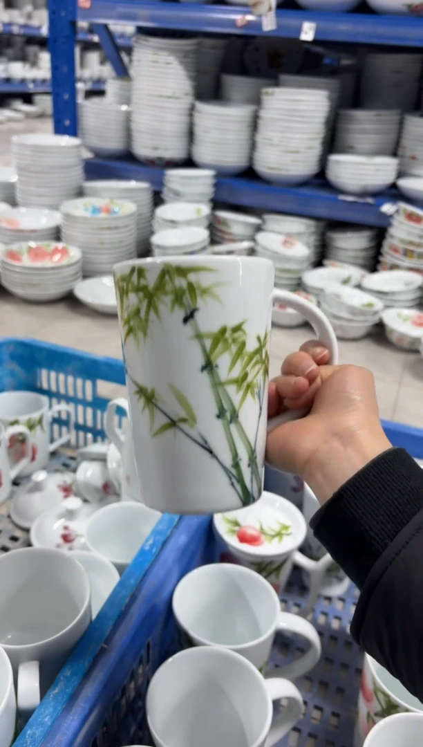 景德镇高温陶瓷食品级手绘釉中彩-扎啤杯