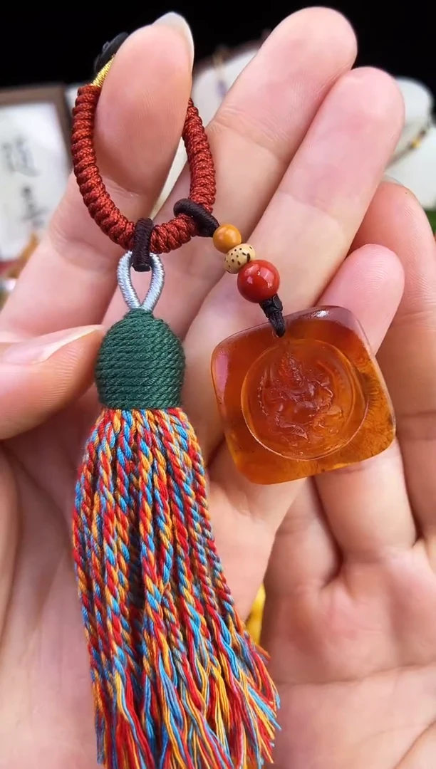 琥珀未镶嵌珠宝奇石柒月