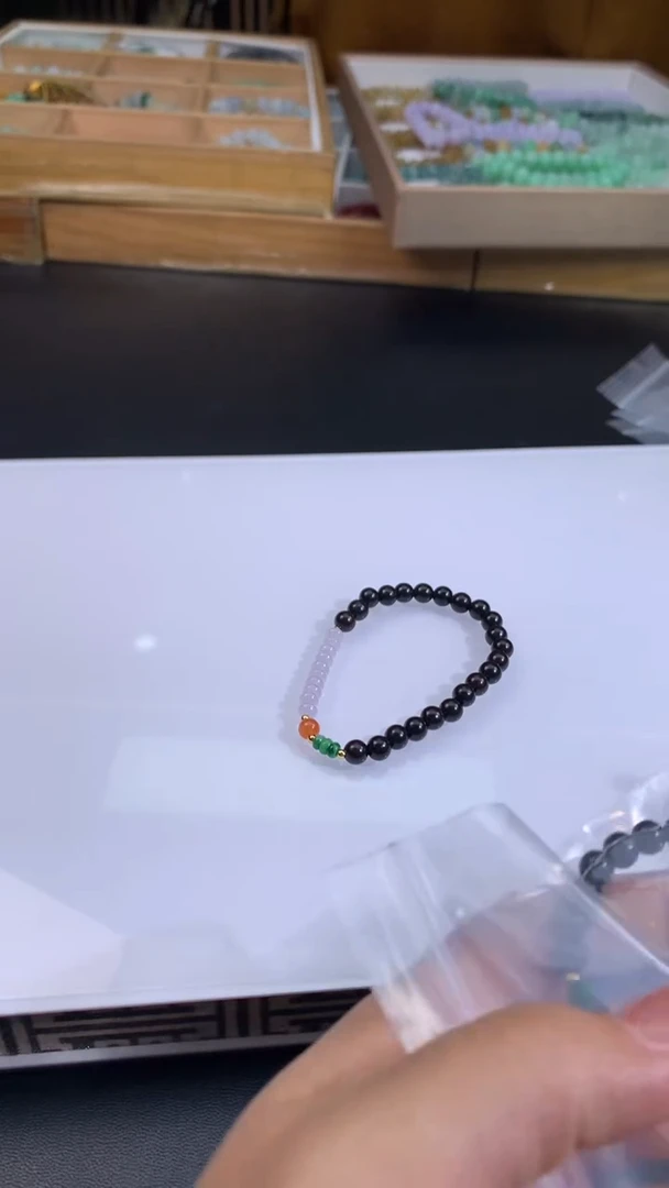 未镶嵌手链翡翠如***烟翡翠