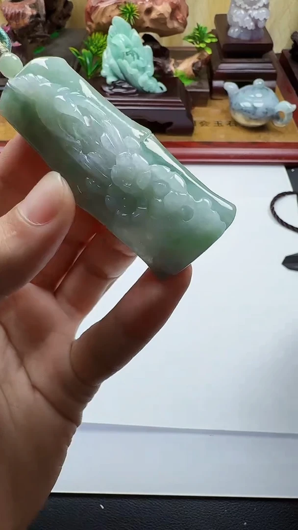 吊坠(不含链)未镶嵌翡翠1