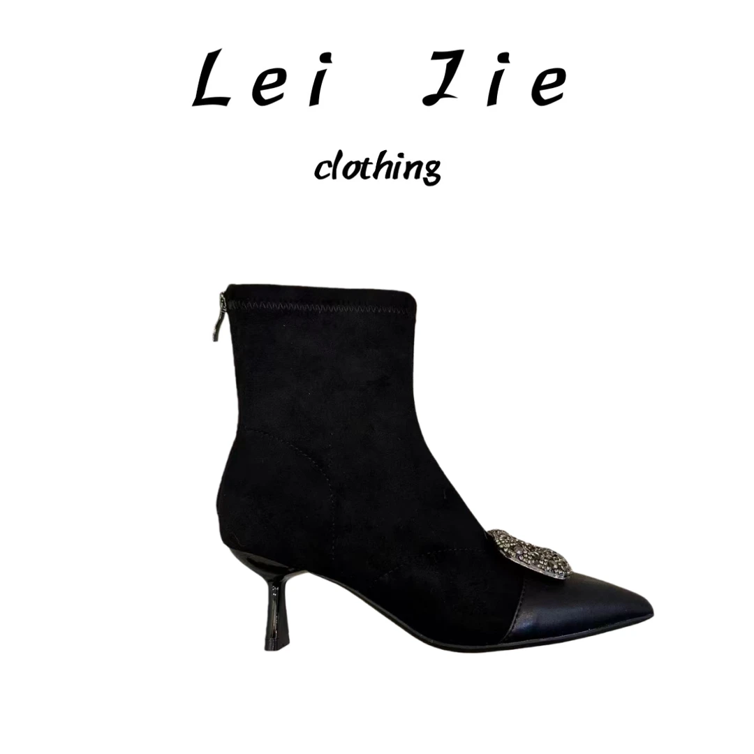 【Lei Jie】尖头小女人百搭方钻头细跟短靴1073