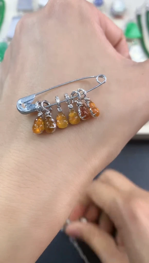 翡翠18K金镶嵌吊坠(不含链)B5多样性一件发货