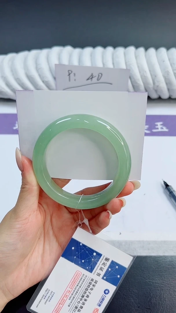 未镶嵌手镯石英质玉100/58