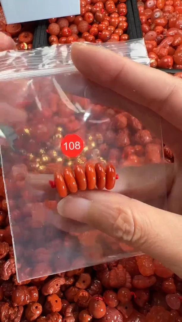 【闪购商品】南红玛瑙颈饰未镶嵌1