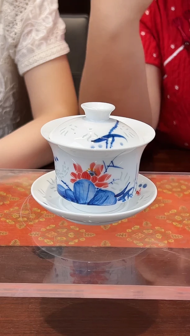 古县衙荷花玲珑盖碗