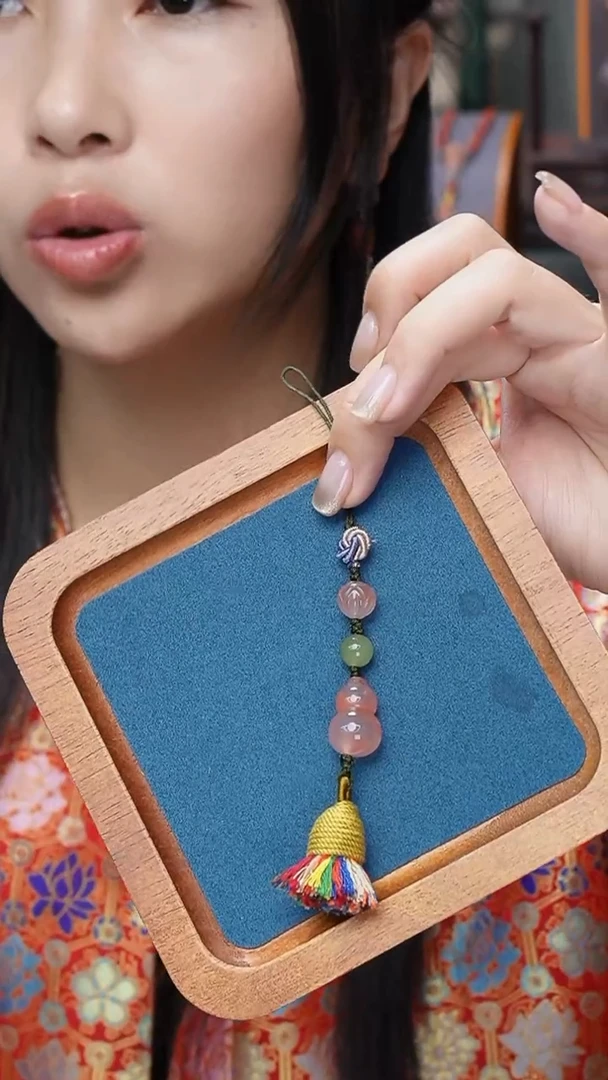 【闪购商品】南红玛瑙手机链未镶嵌手机链